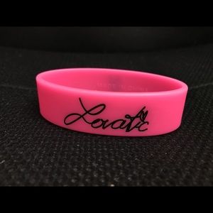 Demi Lovato Lovatic Pink Heart Band Bracelet